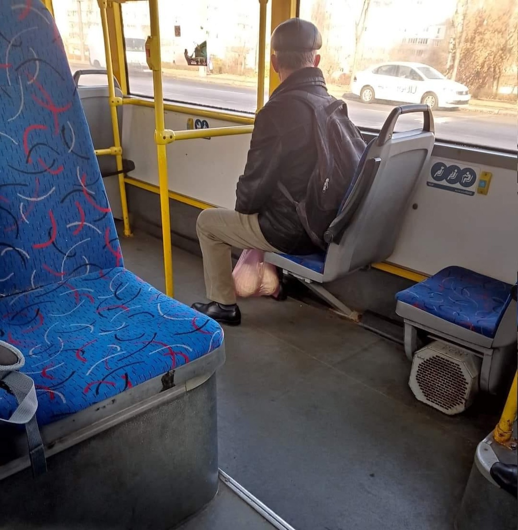 показалось